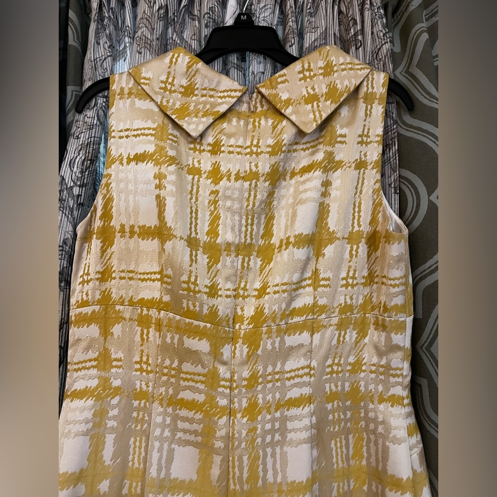 #23 Cute sleeveless lined dress